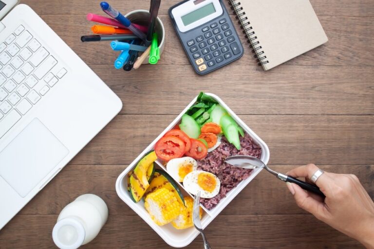 Should I Eat Before or After the Gym?